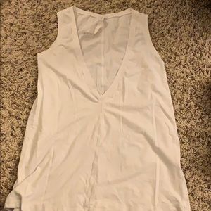 Lululemon Deep V tee